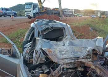 Acidente mata motorista e dois homens que trabalhavam na BR-153